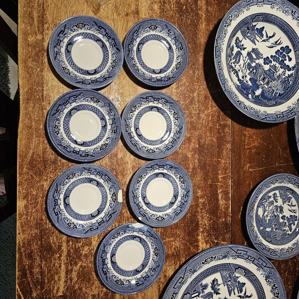 Churchill Blue Willow Birds Ceramic Plate 5 1/2" Round England Bread Plates Set